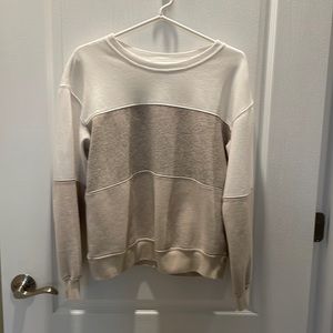 Abercrombie & Fitch sweatshirt